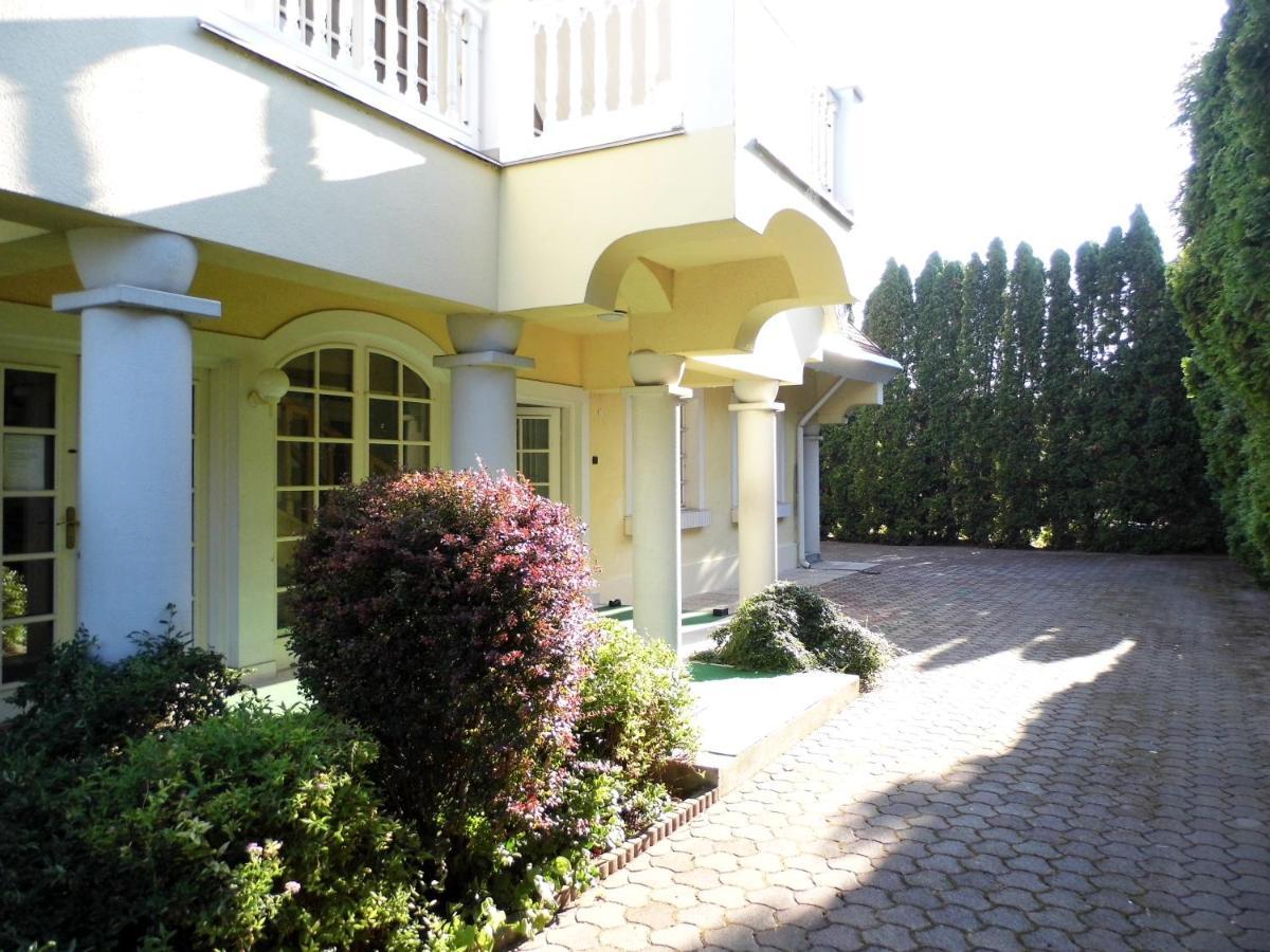 Millennium Villa Kestel Dış mekan fotoğraf